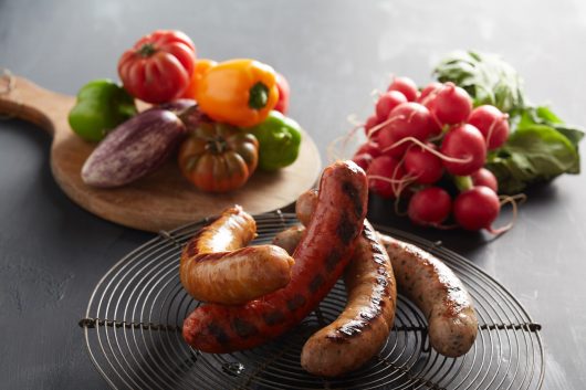 CHAR06_saucisse a griller